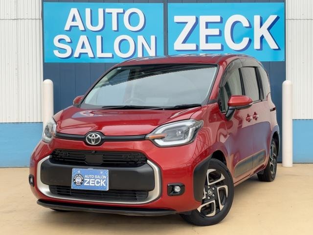Toyota SIENTA 2022 — фото автомобиля 1