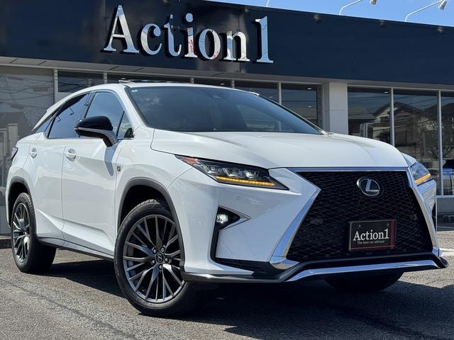 Lexus RX 2018 — фото автомобиля 1