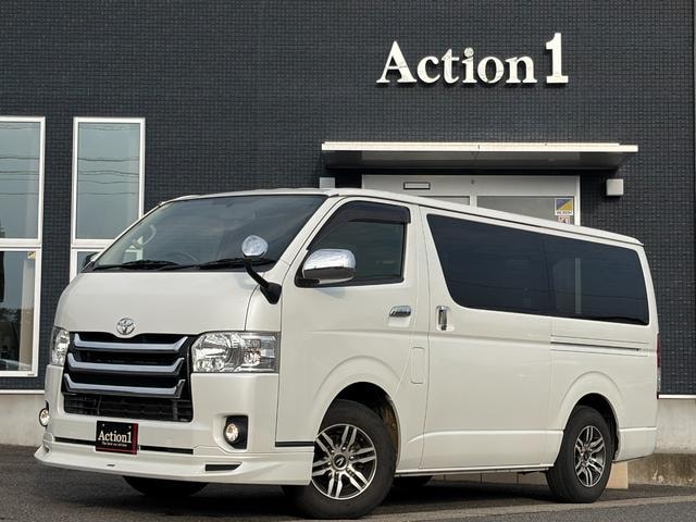 Toyota HIACE VAN 2017 — фото автомобиля