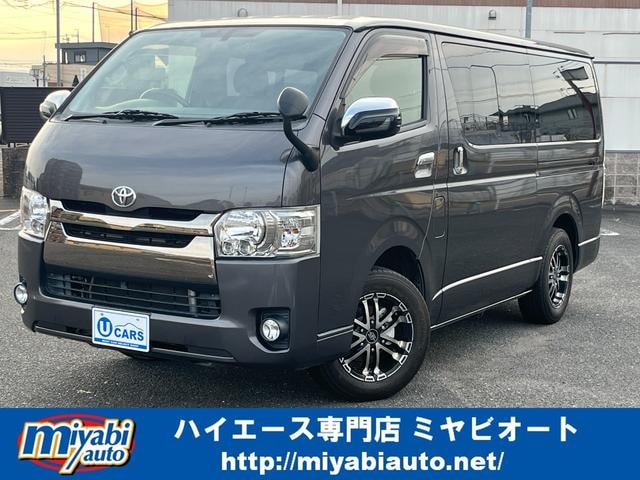 Toyota HIACE VAN 2017 — фото автомобиля 1