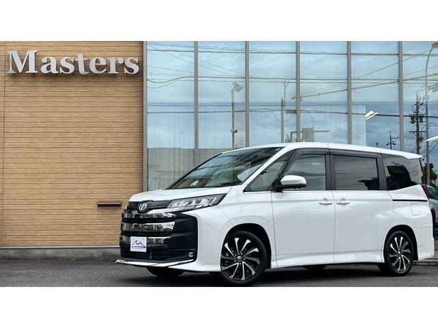Toyota NOAH 2024 — фото автомобиля 1