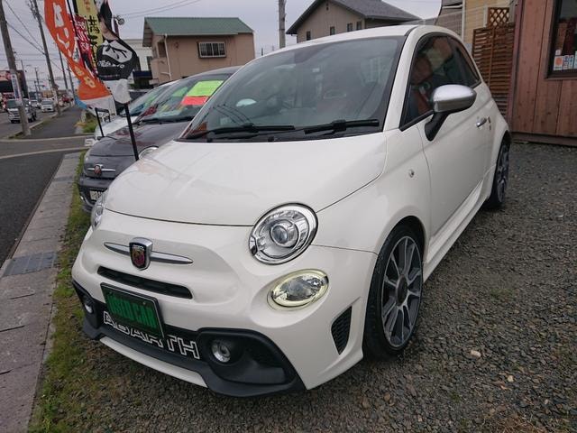 Abarth 595 2017 — фото автомобиля 1