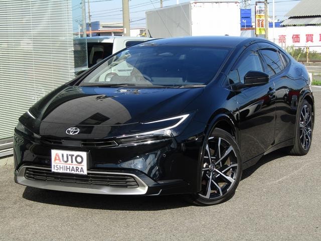 Toyota PRIUS 2023 — фото автомобиля