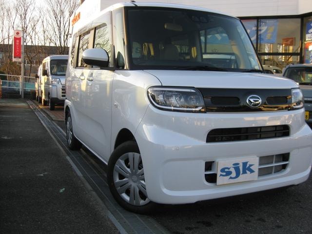 Daihatsu TANTO 2023 — фото автомобиля