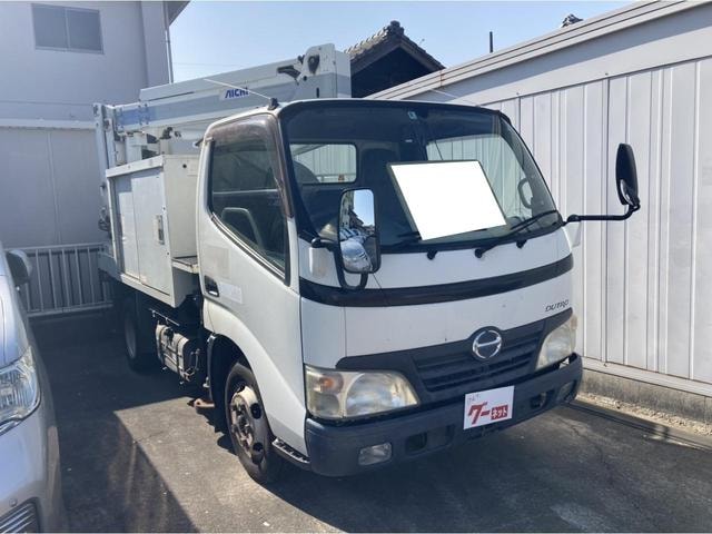 Hino DUTRO 2009 — фото автомобиля 1