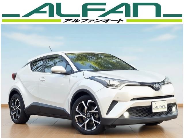 Toyota C-HR 2017 — фото автомобиля 1