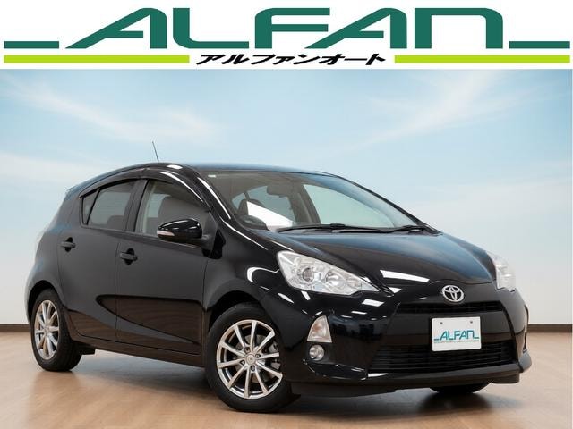 Toyota AQUA 2014 — фото автомобиля 1