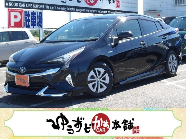Toyota PRIUS 2016 — фото автомобиля