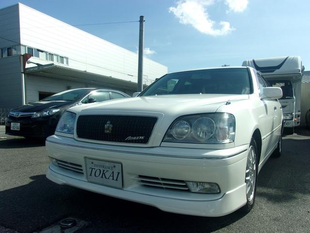 Toyota CROWN 2000 — фото автомобиля