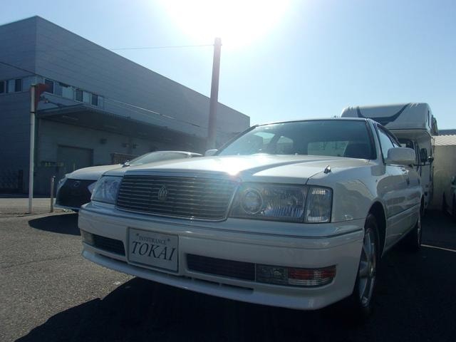 Toyota CROWN 1997 — фото автомобиля 1