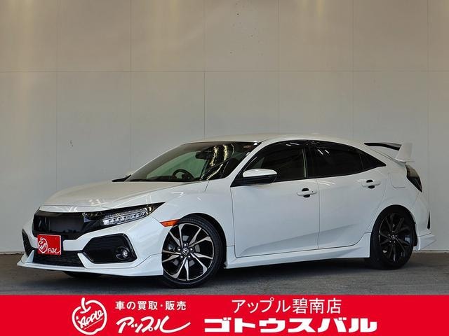 Honda CIVIC 2018 — фото автомобиля 1