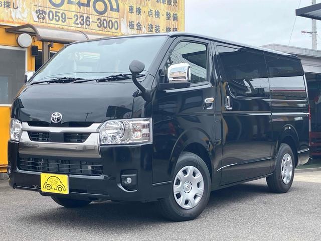 Toyota HIACE VAN 2025 — фото автомобиля