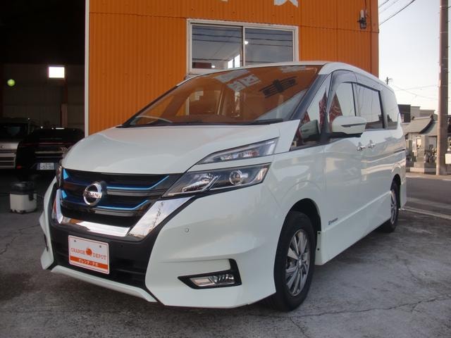 Nissan SERENA 2019 — фото автомобиля 1