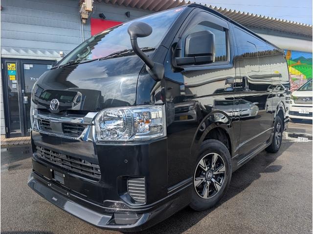 Toyota HIACE VAN 2023 — фото автомобиля 1