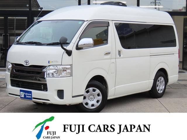 Toyota HIACE VAN 2018 — фото автомобиля