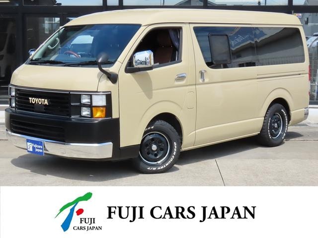 Toyota HIACE VAN 2023 — фото автомобиля
