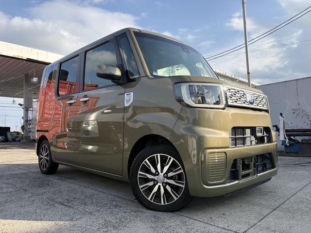 Daihatsu WAKE 2016 — фото автомобиля 1