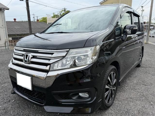 Honda STEPWAGON SPADA 2013 — фото автомобиля 1