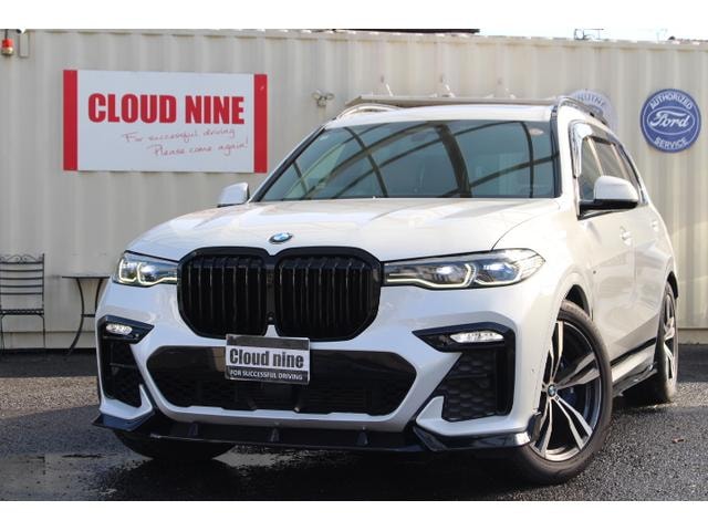Bmw X7 2020 — фото автомобиля 1
