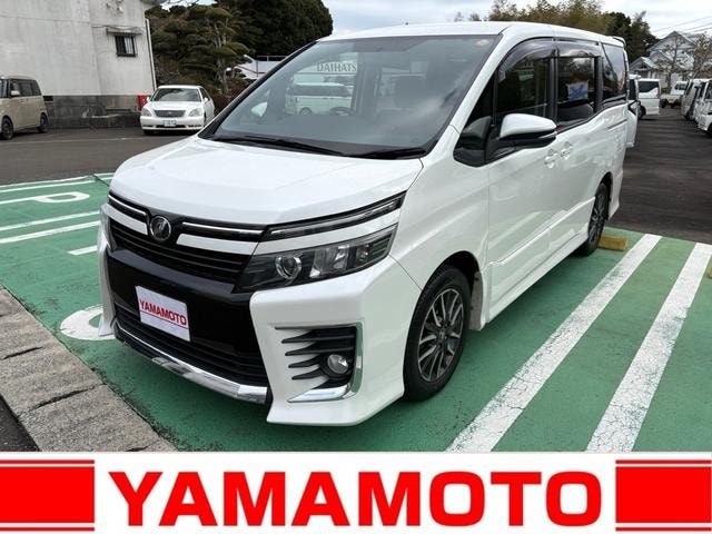 Toyota VOXY 2015 — фото автомобиля 1