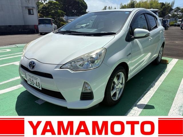Toyota AQUA 2013 — фото автомобиля 1