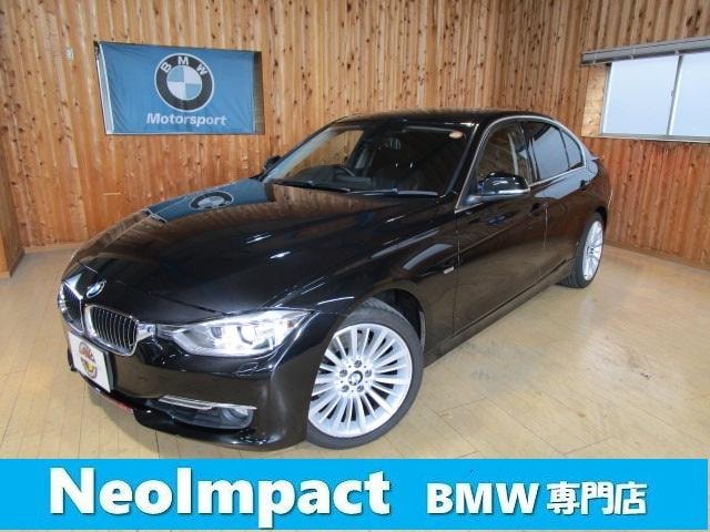 Bmw 3 SERIES 2012 — фото автомобиля 1