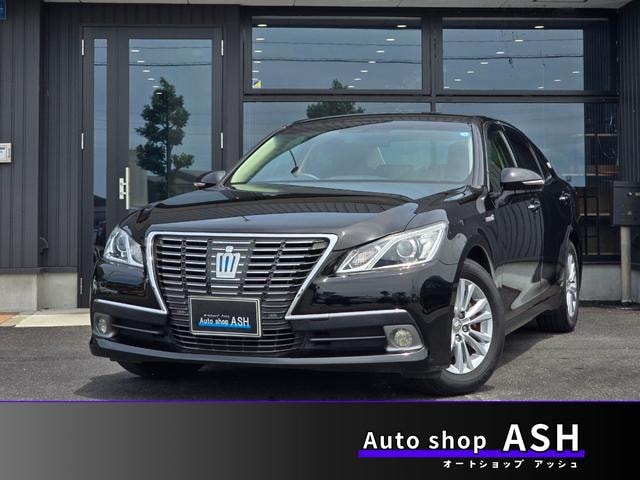 Toyota CROWN HYBRID 2013 — фото автомобиля