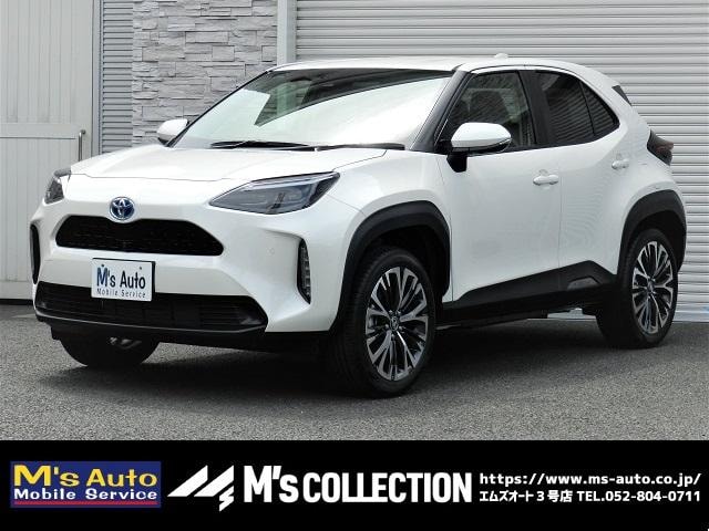 Toyota YARIS CROSS 2025 — фото автомобиля