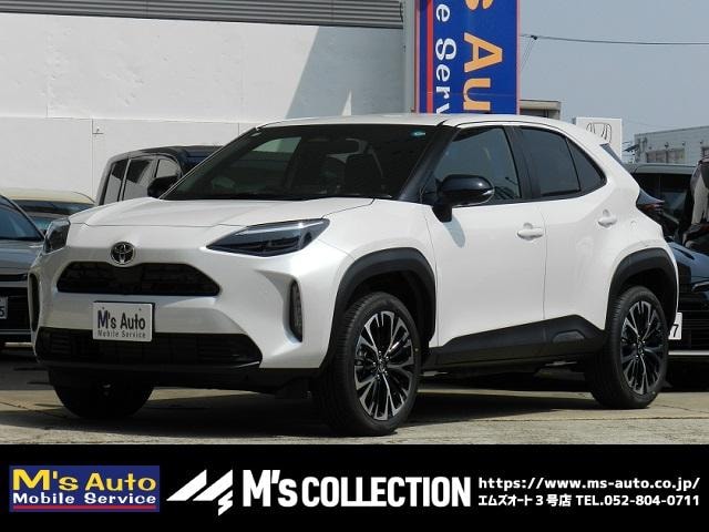Toyota YARIS CROSS 2026 — фото автомобиля 1