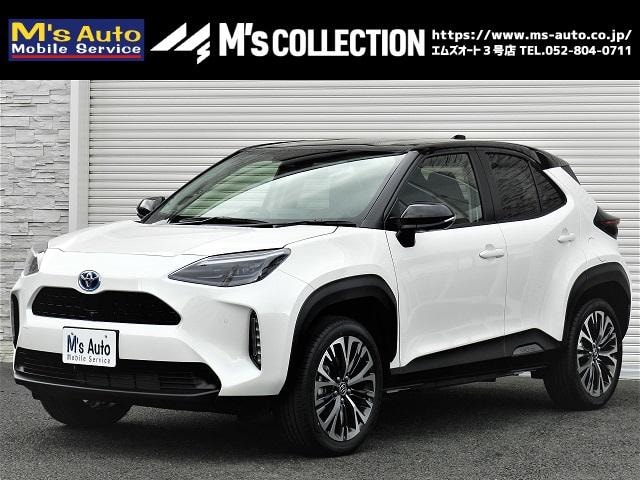 Toyota YARIS CROSS 2026 — фото автомобиля