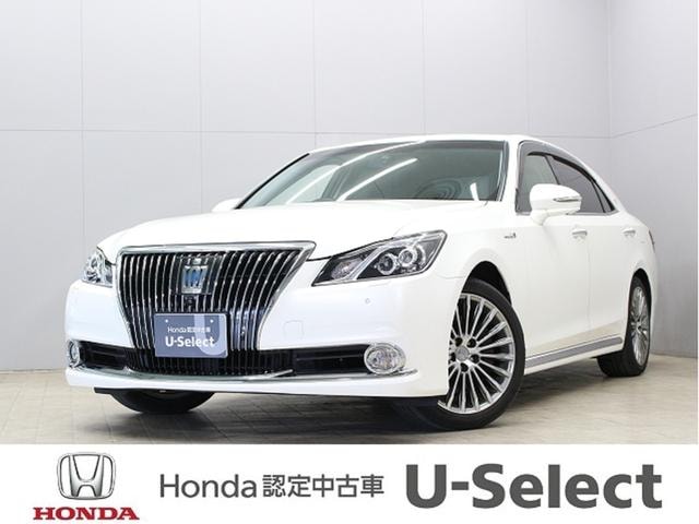 Toyota CROWN MAJESTA 2016 — фото автомобиля