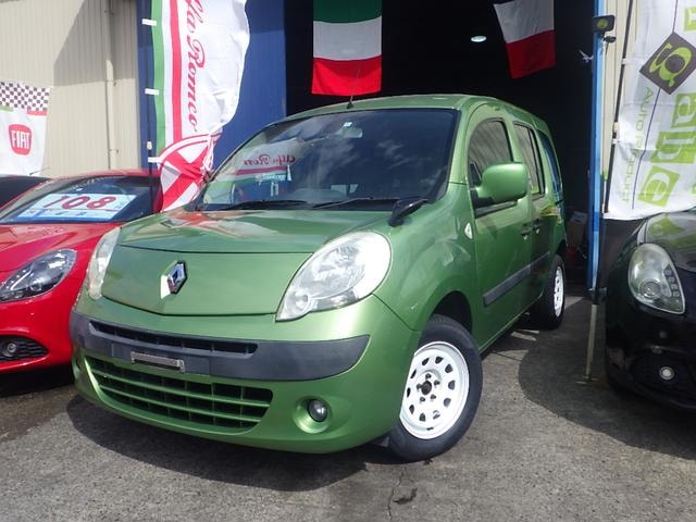 Renault KANGOO 2010 — фото автомобиля