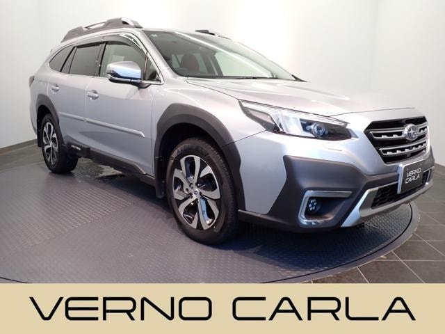 Subaru LEGACY OUTBACK 2022 — фото автомобиля 1