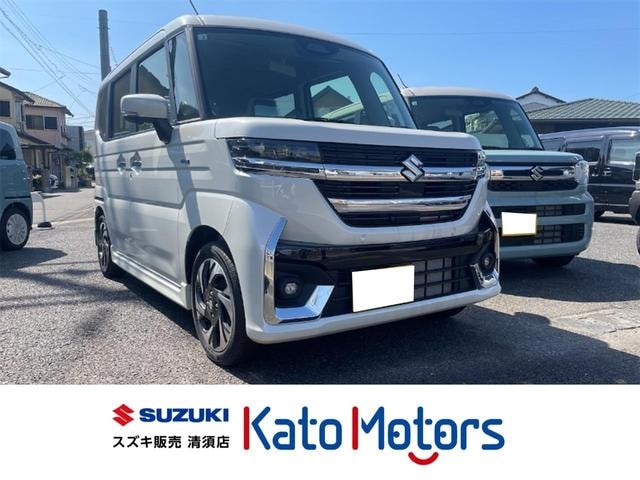 Suzuki SPACIA CUSTOM 2026 — фото автомобиля 1