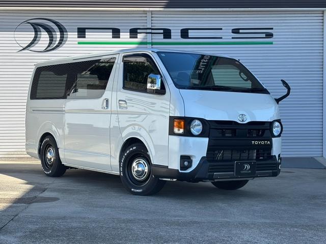 Toyota HIACE VAN 2023 — фото автомобиля