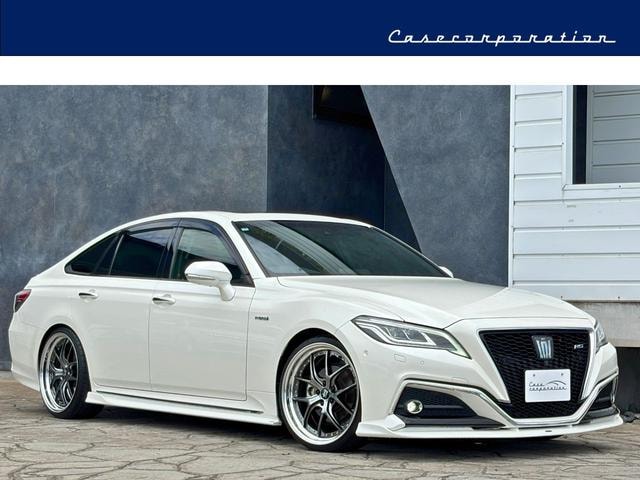Toyota CROWN HYBRID 2019 — фото автомобиля 1