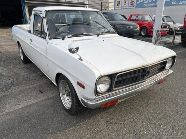 Nissan SUNNY TRUCK 1990 — фото автомобиля
