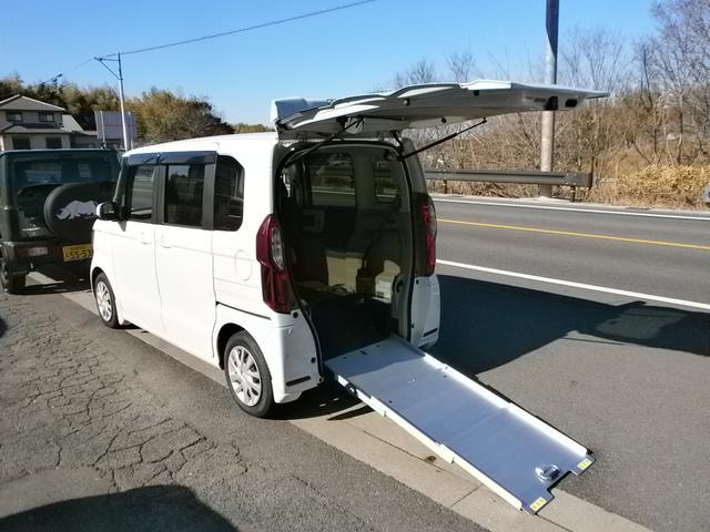 Honda N-BOX 2018 — фото автомобиля 1