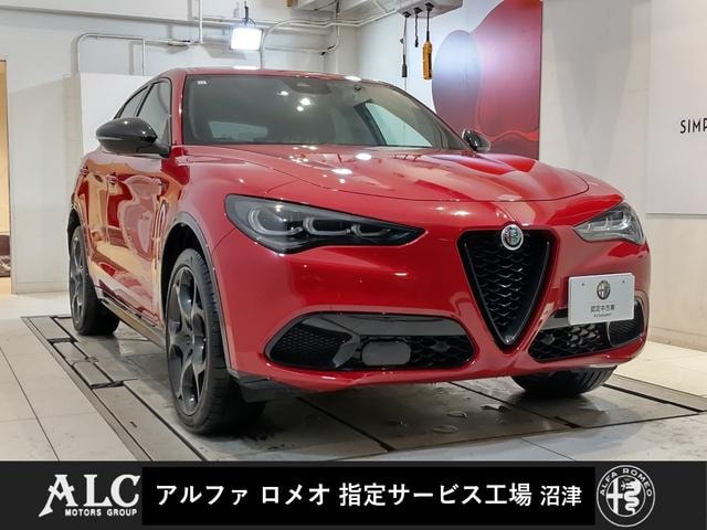 Alfa Romeo STELVIO 2023 — фото автомобиля