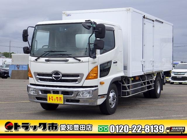Hino RANGER 2017 — фото автомобиля