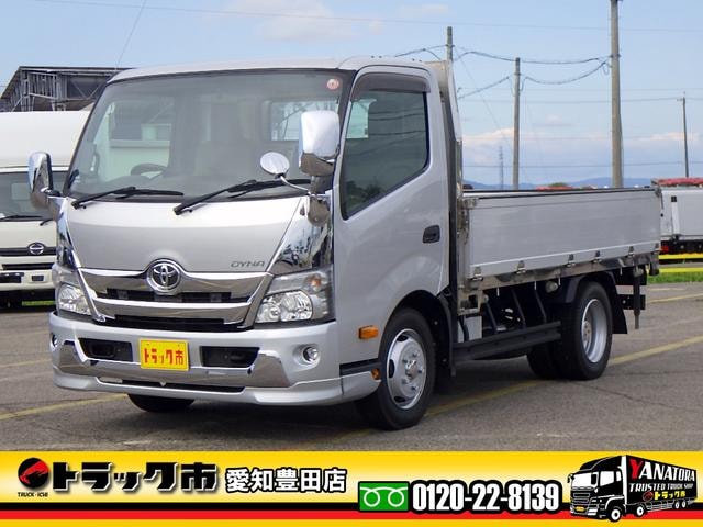 Hino DUTRO 2019 — фото автомобиля 1