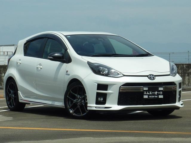 Toyota AQUA 2018 — фото автомобиля 1