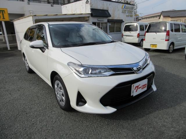 Toyota COROLLA FIELDER 2017 — фото автомобиля 1