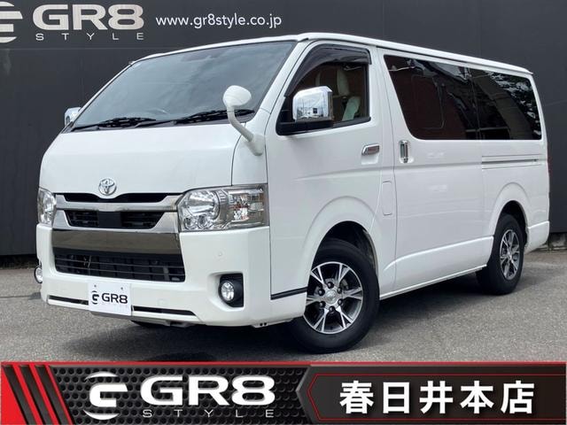 Toyota HIACE VAN 2022 — фото автомобиля