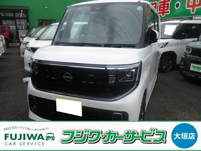 Nissan ROOX 2026 — фото автомобиля 1