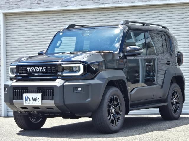 Toyota LAND CRUISER FJ 2026 — фото автомобиля