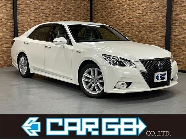 Toyota CROWN HYBRID 2013 — фото автомобиля