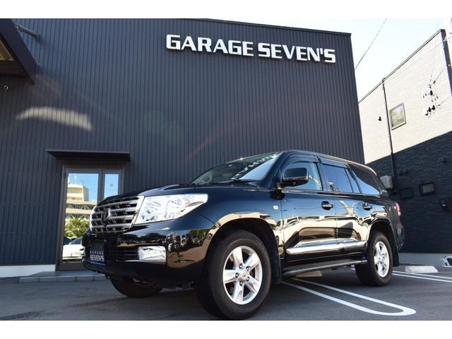 Toyota LAND CRUISER 2011 — фото автомобиля