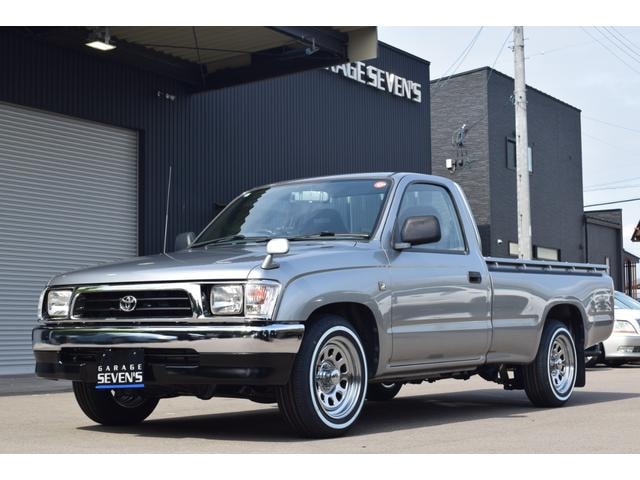Toyota HILUX 2003 — фото автомобиля 1