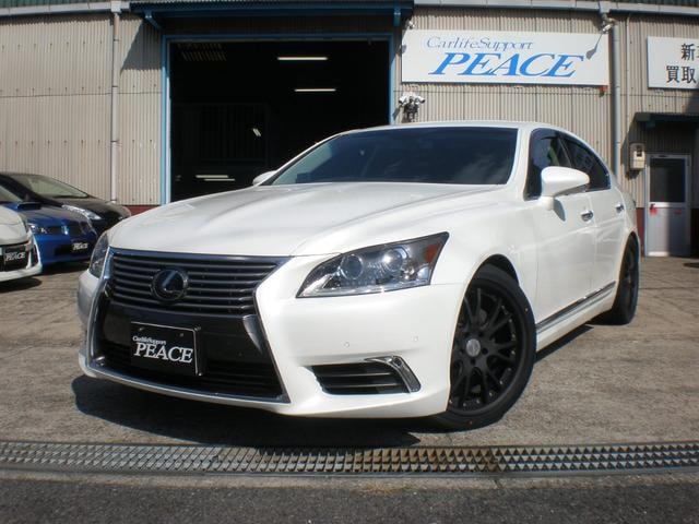 Lexus LS 2015 — фото автомобиля 1